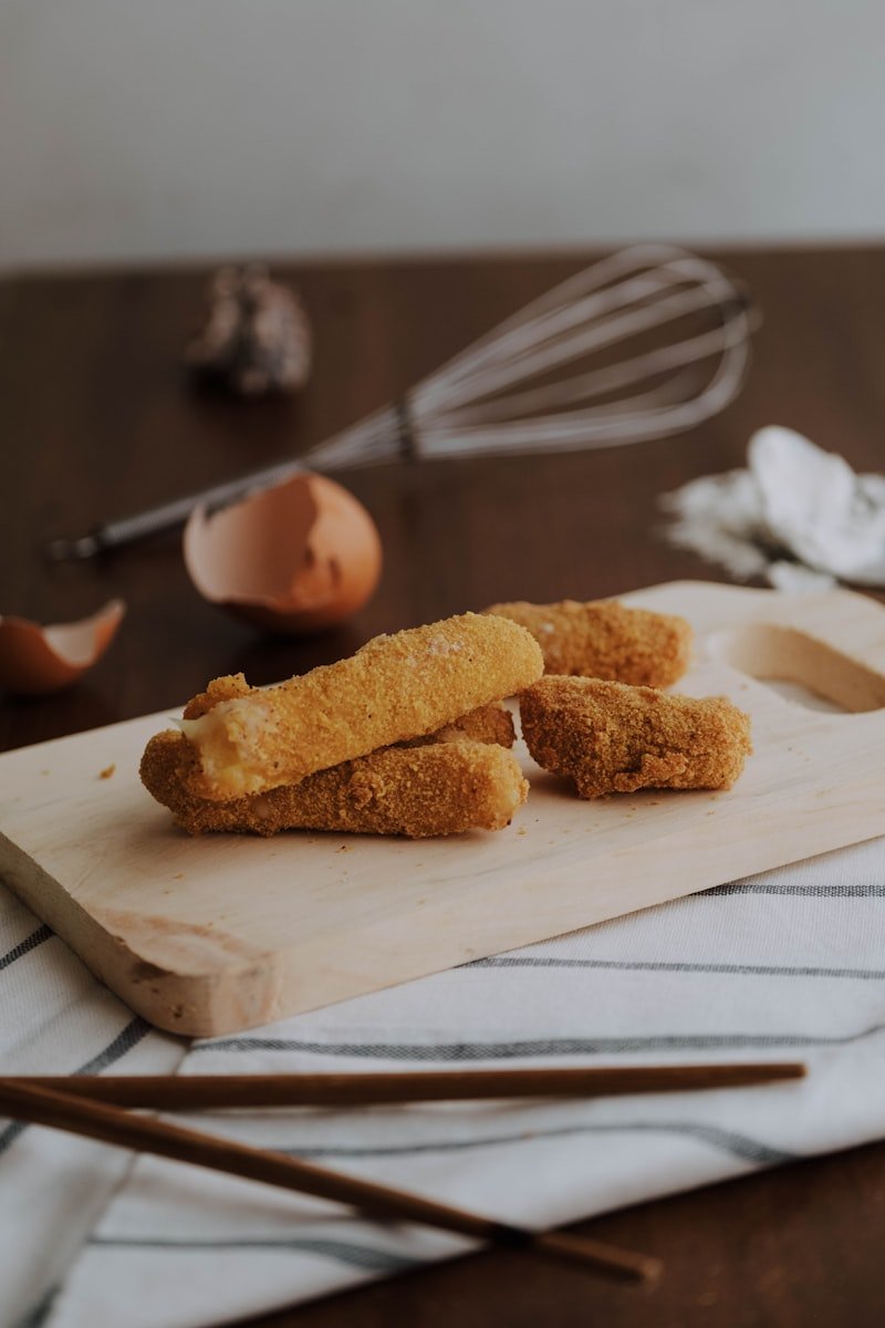 Crispy Jalapeno Cheese Poppers